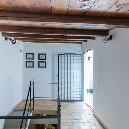 Casa Regina Apartment Palermo